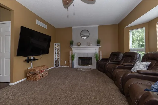 $399,900 | 1019 Northeast 93rd Court, Kansas City, MO 64155