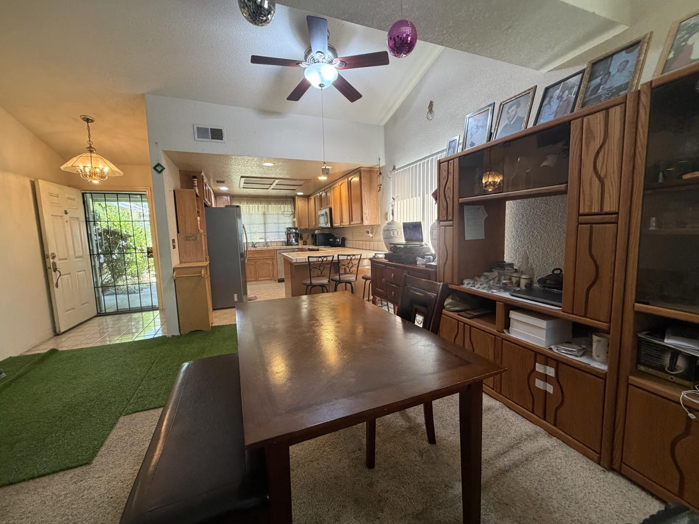 1636 Cavern Way Modesto, CA 95351 - Photo 3 of 6
