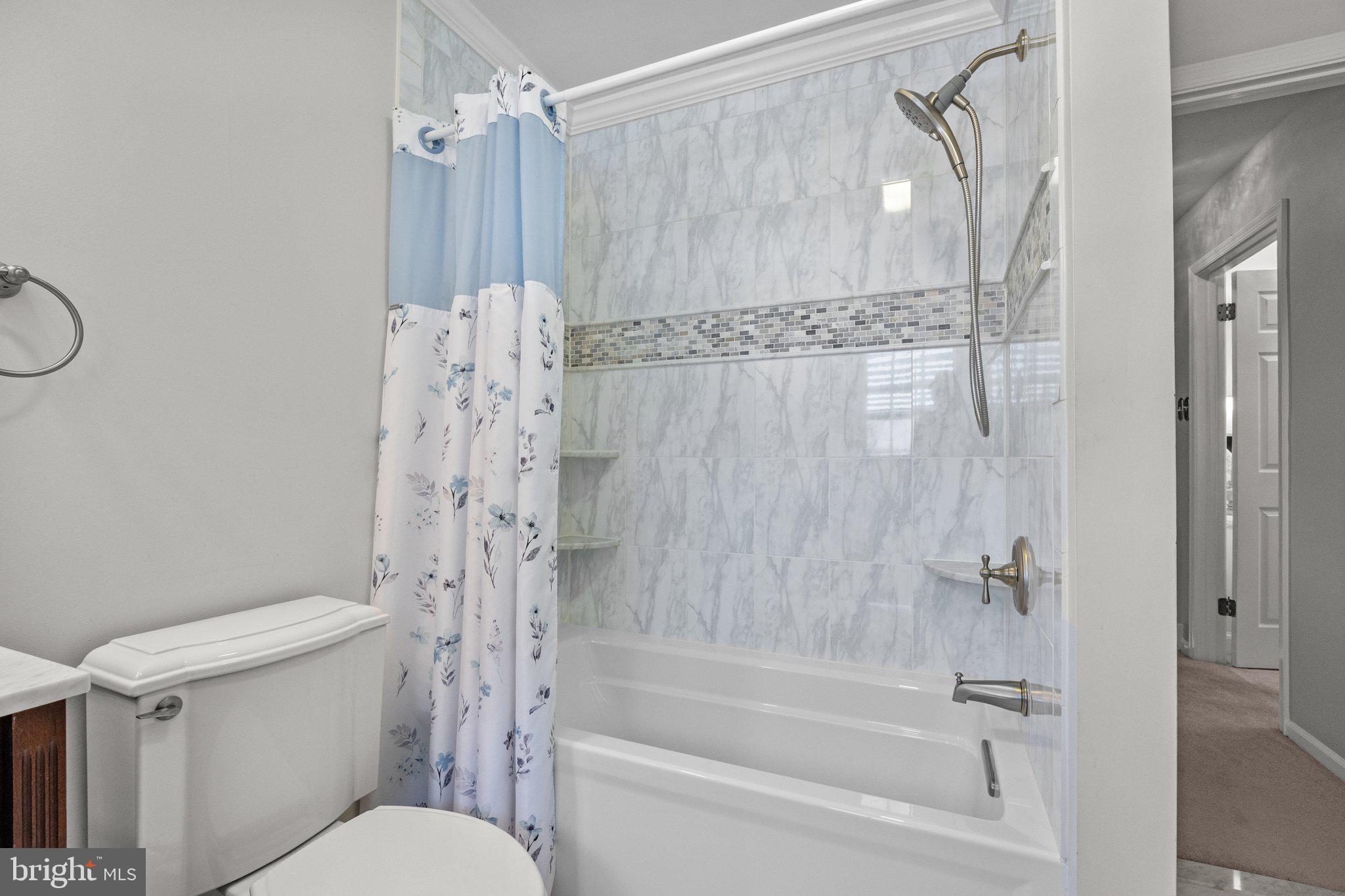 94 Chancery Road Langhorne, PA 19047 - Photo 34 of 70 Hall Bath