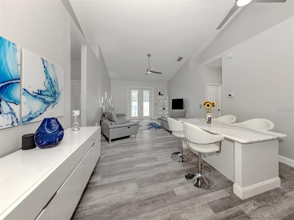6505 Meandering Way Lakewood Ranch, FL 34202 - Photo 6 of 50 Gallery Image 6