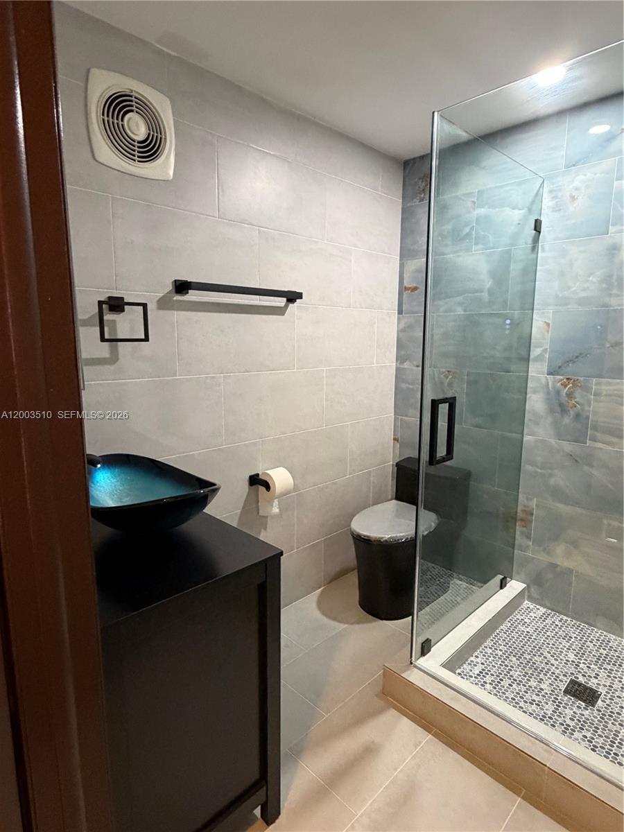 8013 Southwest 199th Terrace, Unit 2 Cutler Bay, FL 33189 - Photo 5 of 7