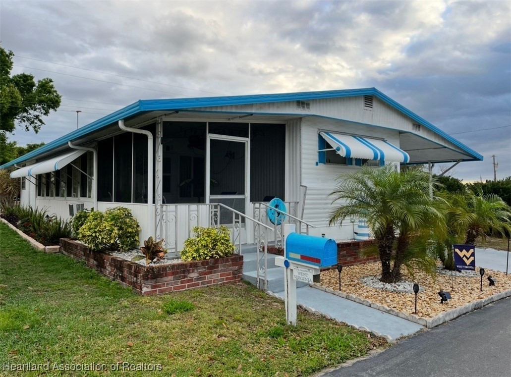 8094 Von Maxcy Road Sebring, FL 33870 - Photo 1 of 37 Gallery Image 1