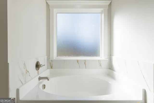 $325,000 | 4230 Whithorn Way, Valdosta, GA 31605