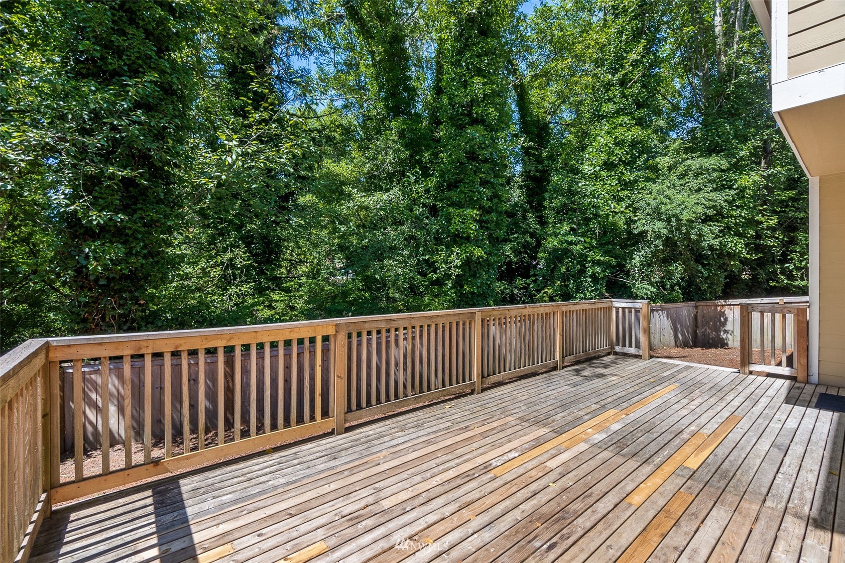 16442 Sylvester Road Southwest Burien, WA 98166 - Photo 27 of 28 Gallery Image 27