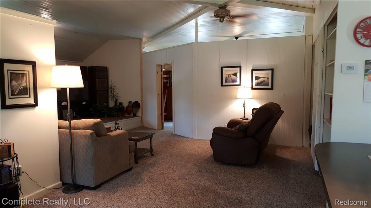 8033 East Richfield Road Davison, MI 48423 - Photo 7 of 46 Dance hall turned living room