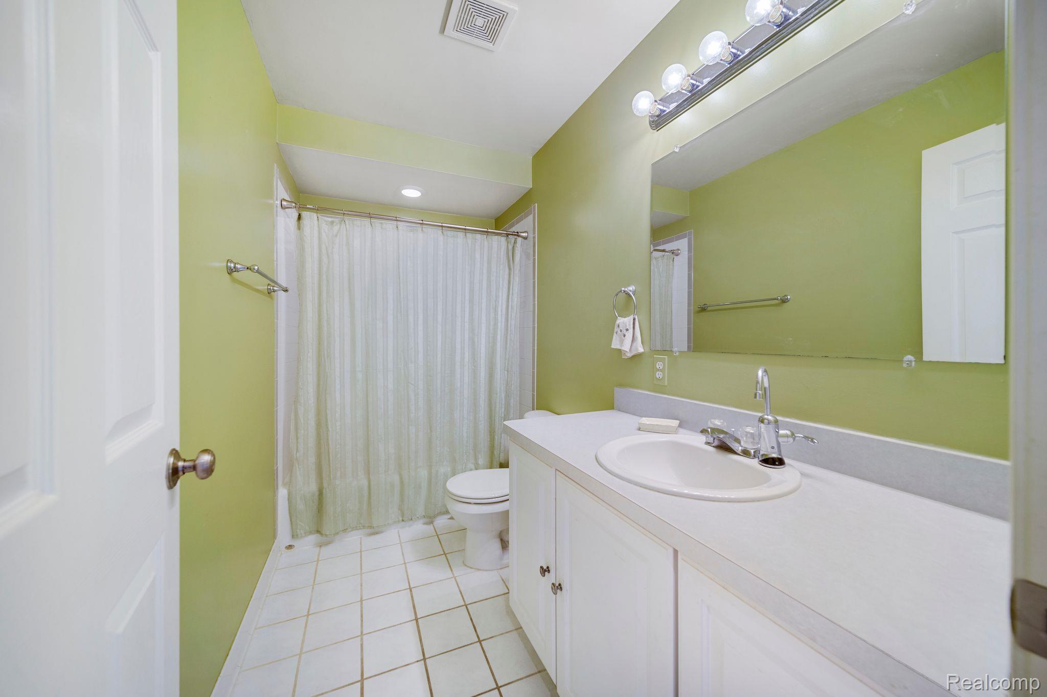 13120 Atwell Road Emmett, MI 48022 - Photo 33 of 52 Gallery Image 33