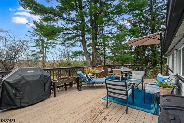 $689,995 | 33 Holland Avenue, Peapack-Gladstone, NJ 07977