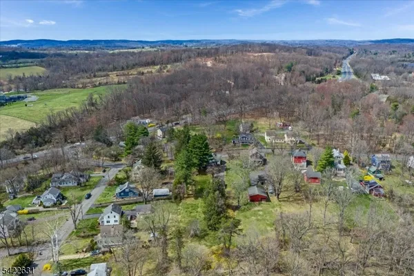 $689,995 | 33 Holland Avenue, Peapack-Gladstone, NJ 07977