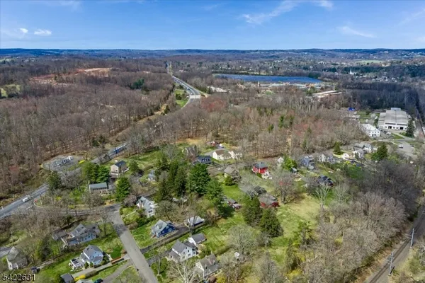 $689,995 | 33 Holland Avenue, Peapack-Gladstone, NJ 07977
