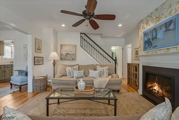 $689,995 | 33 Holland Avenue, Peapack-Gladstone, NJ 07977