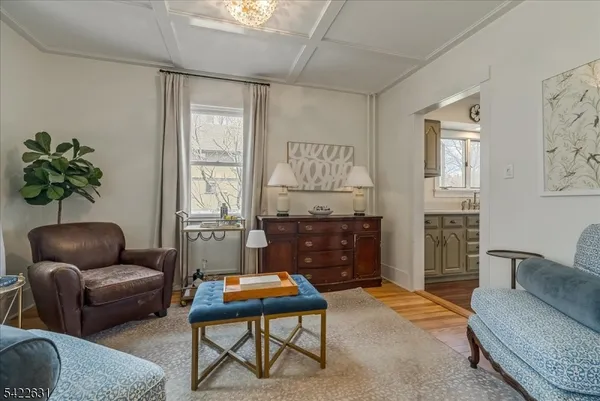 $689,995 | 33 Holland Avenue, Peapack-Gladstone, NJ 07977
