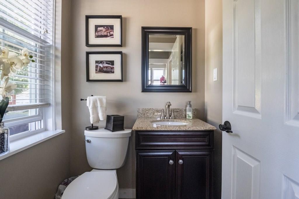 266 Groton Road Westford, MA 01886 - Photo 10 of 26 Gallery Image 10