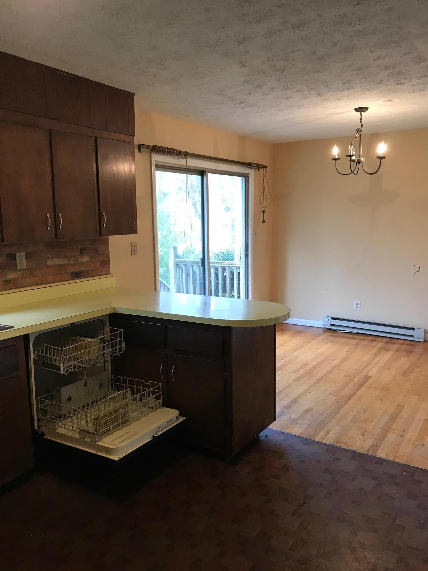 112 Providence Road Oak Ridge, TN 37830 - Photo 12 of 26 Kitchen Rightside
