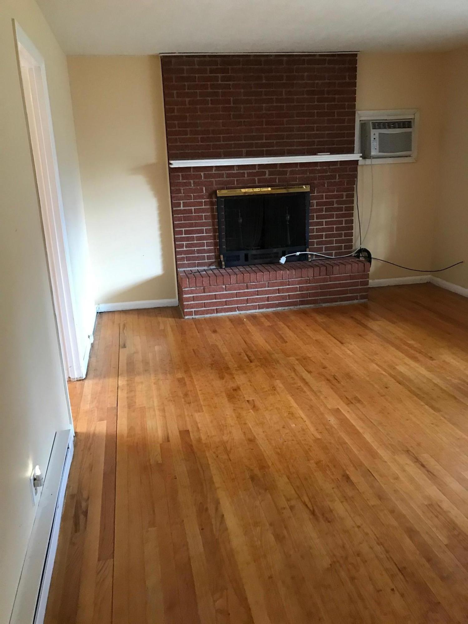 112 Providence Road Oak Ridge, TN 37830 - Photo 6 of 26 living room 2