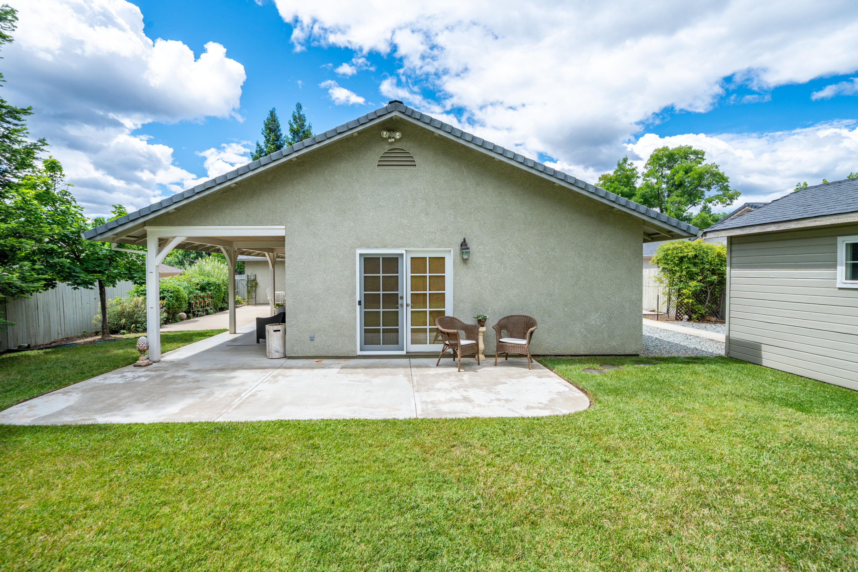 1044 Riviera Drive Redding, CA 96001 - Photo 40 of 46 1044 Riviera Dr-55
