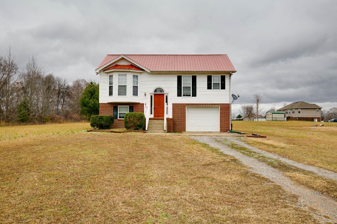 1316 Porter Morris Road Chapmansboro, TN 37035 - Photo 1 of 30 Gallery Image 1