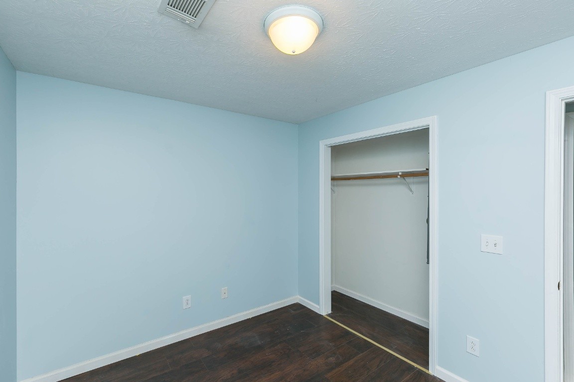 1316 Porter Morris Road Chapmansboro, TN 37035 - Photo 12 of 30 Gallery Image 12