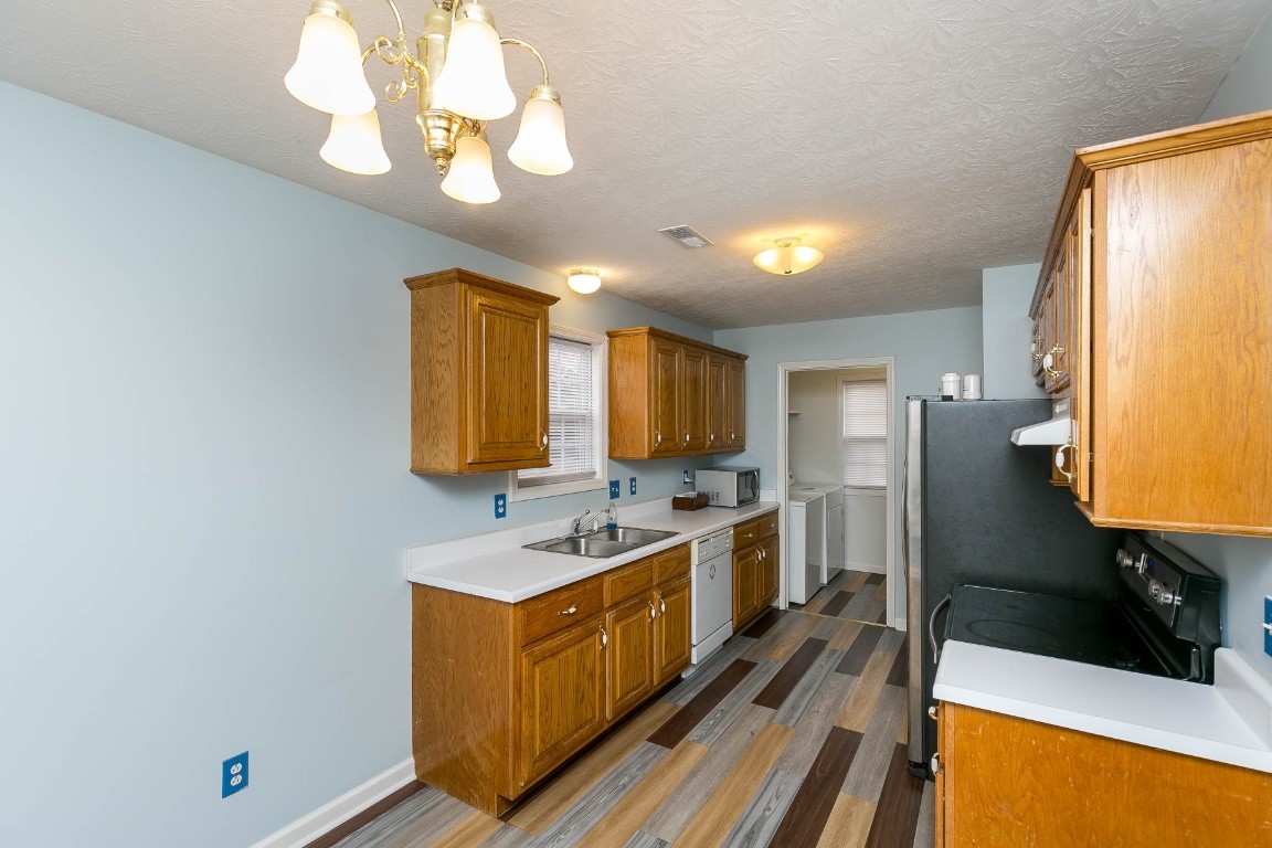 1316 Porter Morris Road Chapmansboro, TN 37035 - Photo 19 of 30 Gallery Image 19