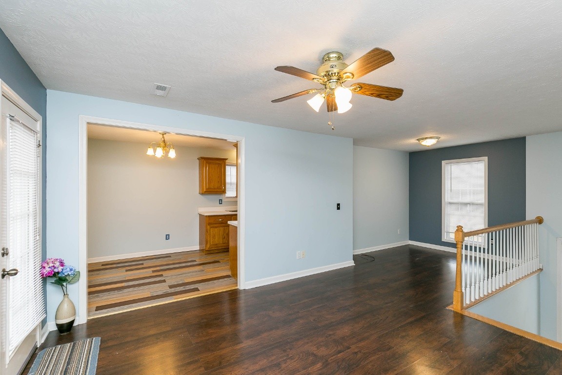 1316 Porter Morris Road Chapmansboro, TN 37035 - Photo 3 of 30 Gallery Image 3