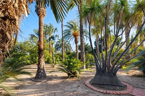 $1,299,000 | 880 Encanto Street, Corona, CA 92881