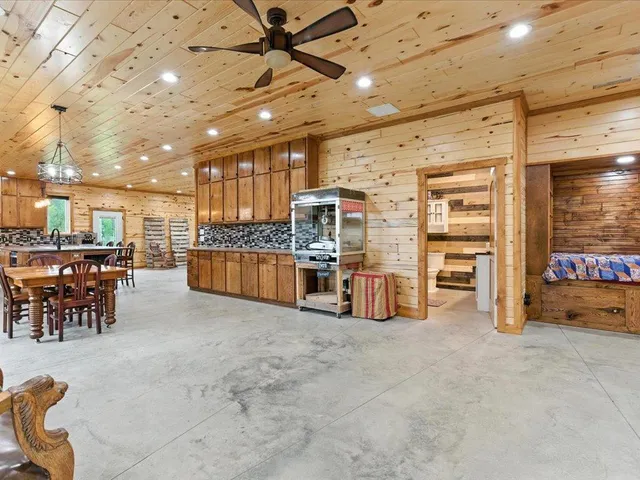 $410,000 | 39561 Outing Court, Browerville, MN 56438