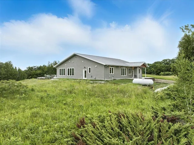 $410,000 | 39561 Outing Court, Browerville, MN 56438