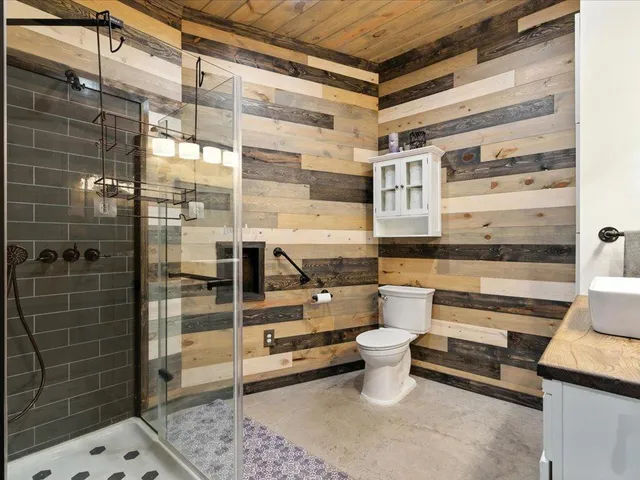 $410,000 | 39561 Outing Court, Browerville, MN 56438