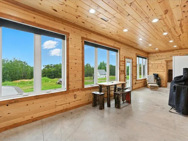 $410,000 | 39561 Outing Court, Browerville, MN 56438