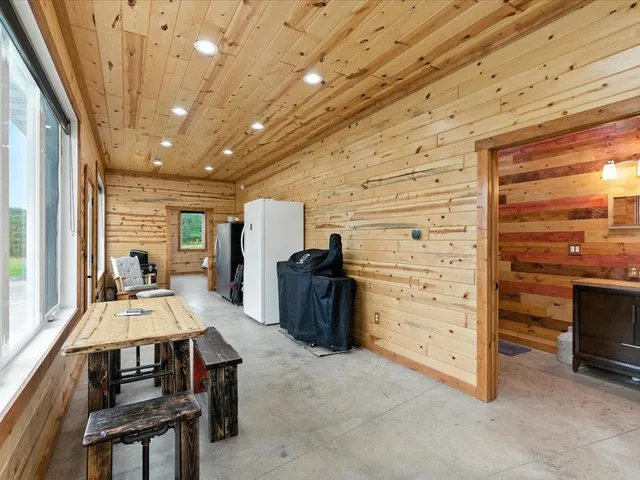 $410,000 | 39561 Outing Court, Browerville, MN 56438