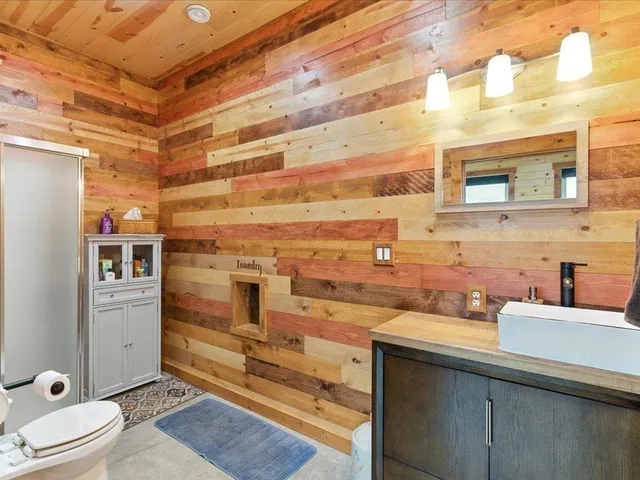 $410,000 | 39561 Outing Court, Browerville, MN 56438