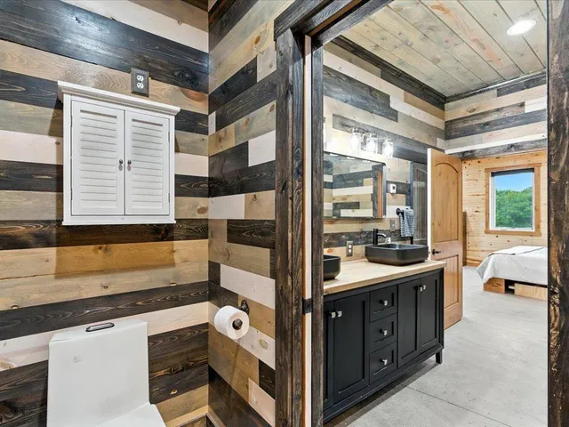 $410,000 | 39561 Outing Court, Browerville, MN 56438