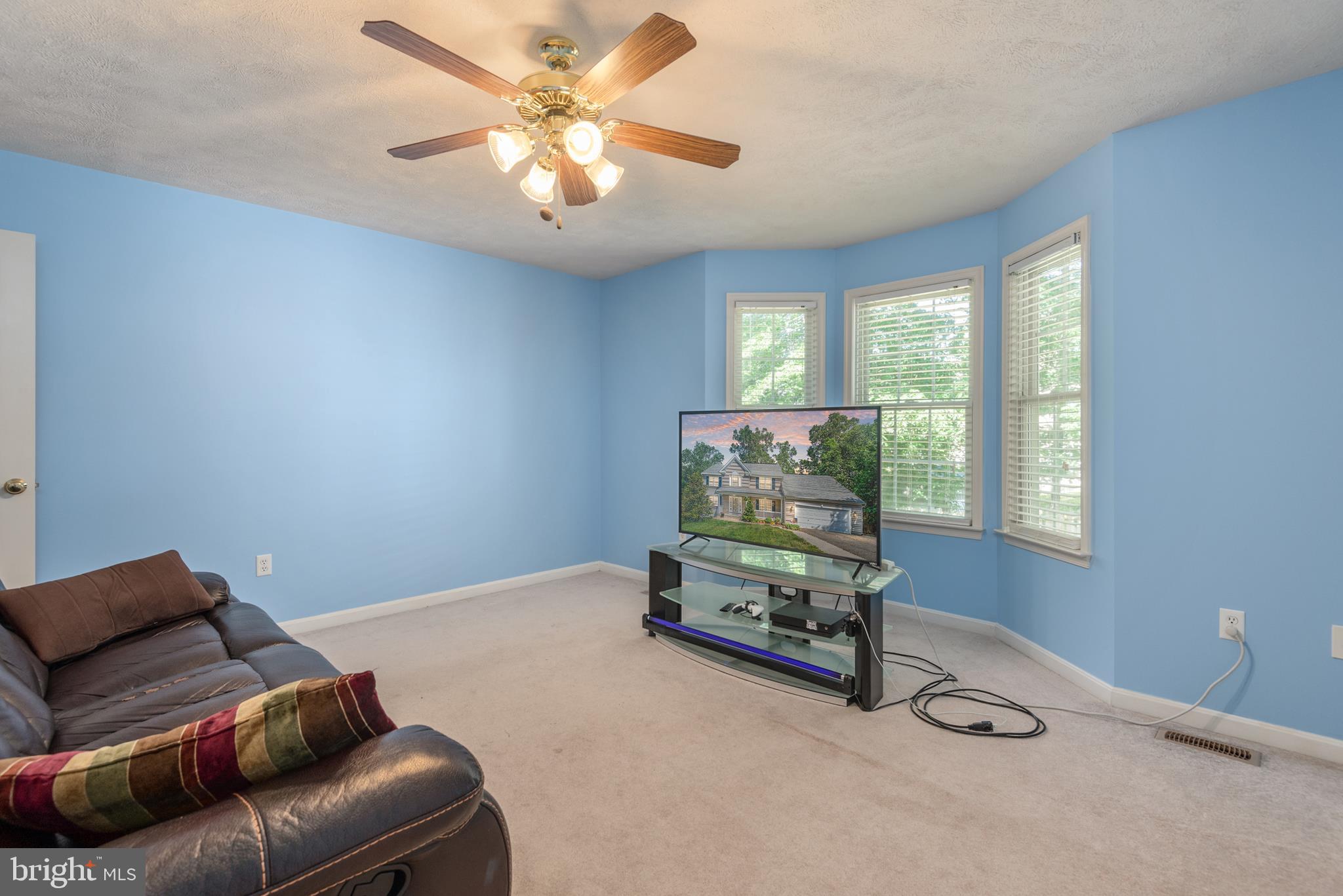 9032 Mullen Road King George, VA 22485 - Photo 22 of 55 Main Level Bedroom w/Attached Bath