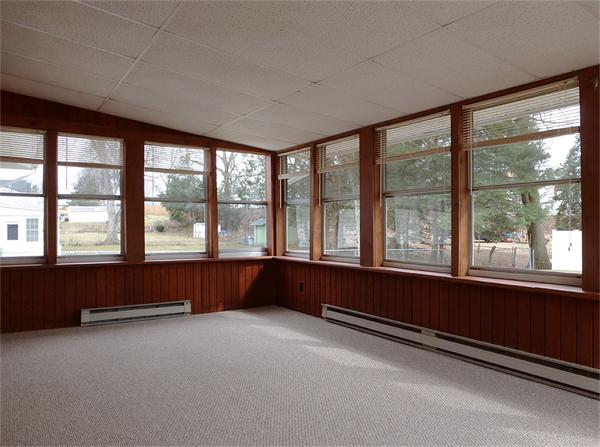 67 Sunnybrook Road Springfield, MA 01119 - Photo 8 of 21
