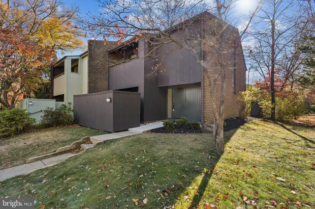 a backyard of a house