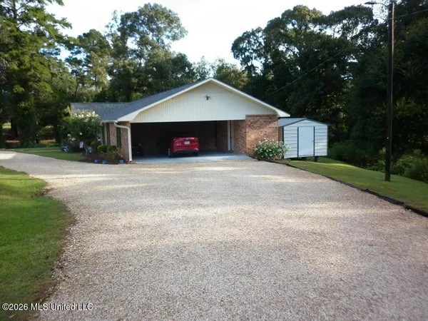 $230,000 | 606 Pierce Road, Columbia, MS 39429