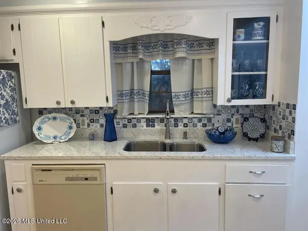 $230,000 | 606 Pierce Road, Columbia, MS 39429