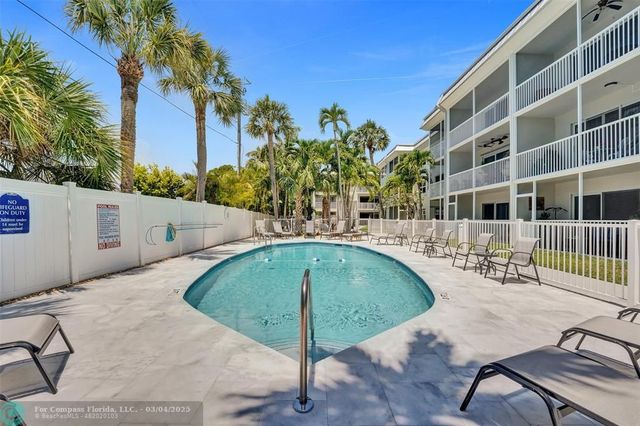 $290,000 | 1439 South Ocean Boulevard, Unit 214, Lauderdale-by-the-Sea, FL 33062