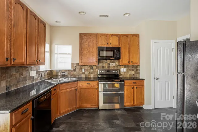 $1,990 | 5247 Ellie Court, Concord, NC 28025