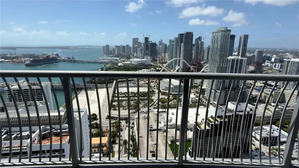 $2,654 | 1750 North Bayshore Drive, Unit 5510, Miami, FL 33132