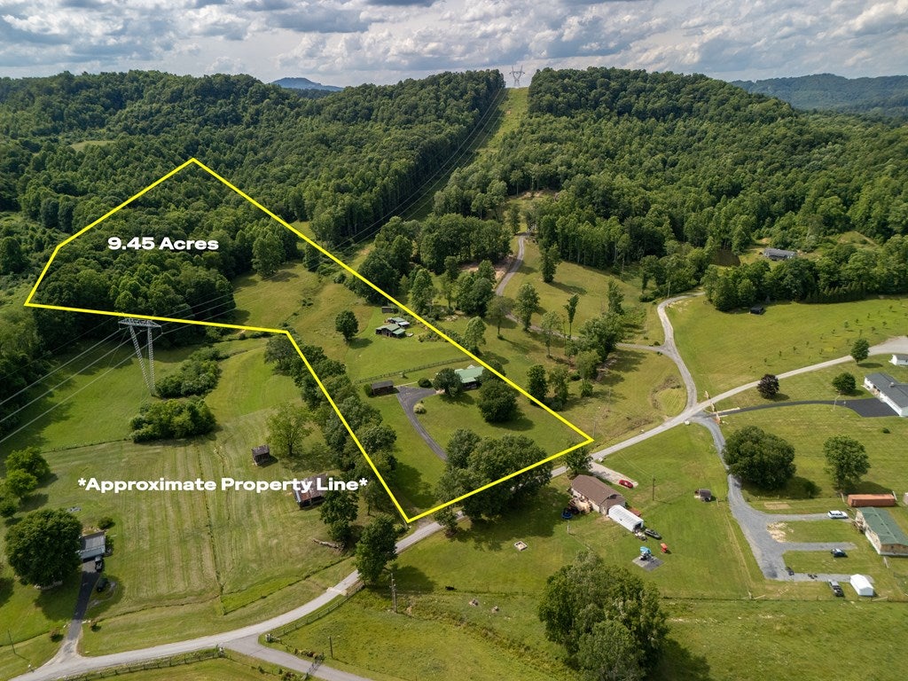 351 Hess Lively Road Mount Hope, WV 25880 - Photo 15 of 55 Gallery Image 15