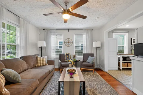 $259,000 | 5118 Rosslyn Avenue, Indianapolis, IN 46205