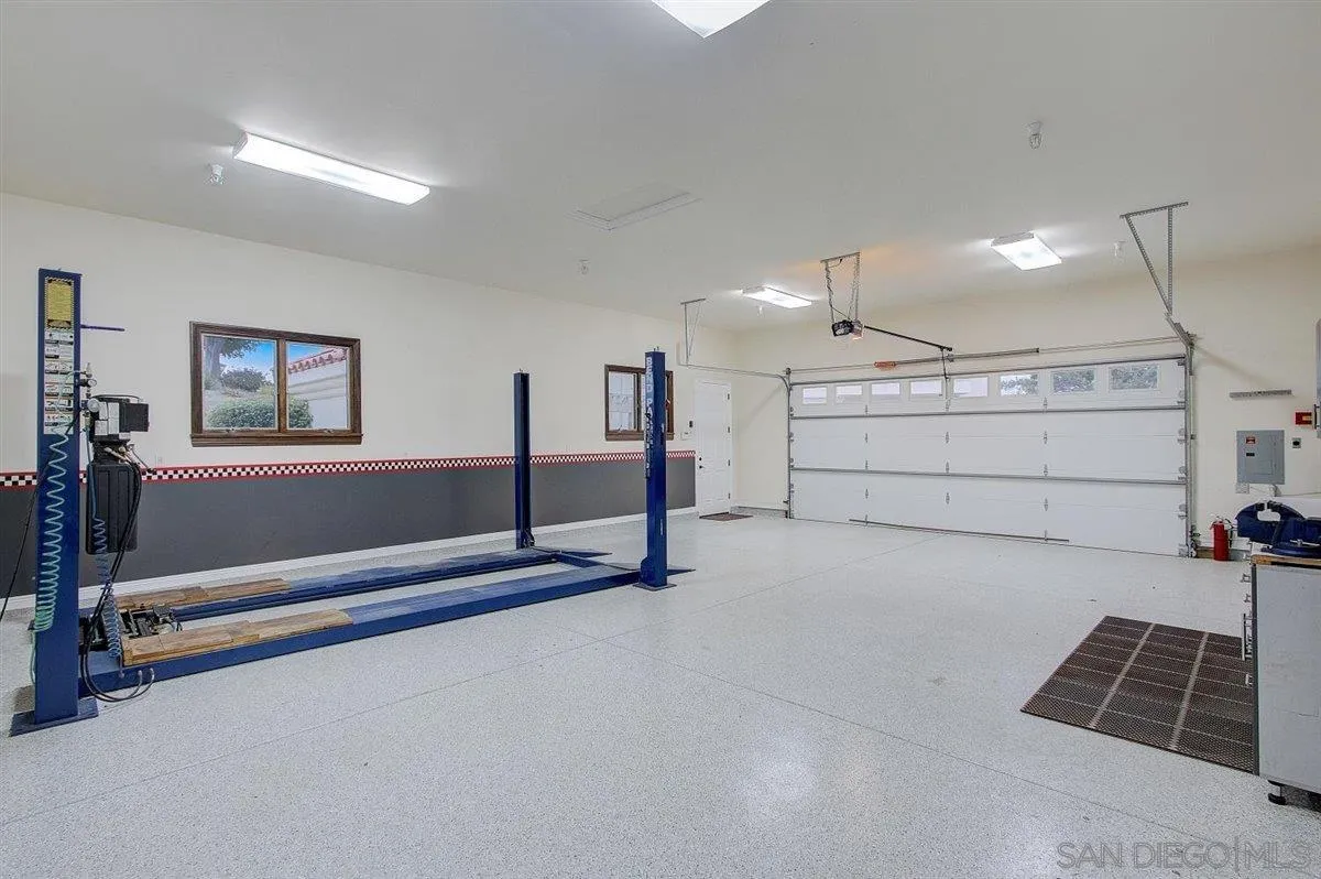 4349 Fallsbrae Road Fallbrook, CA 92028 - Photo 34 of 68