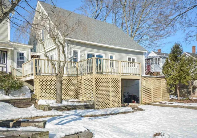 $2,995 | 14-ab Preble Street, Dover, NH 03820