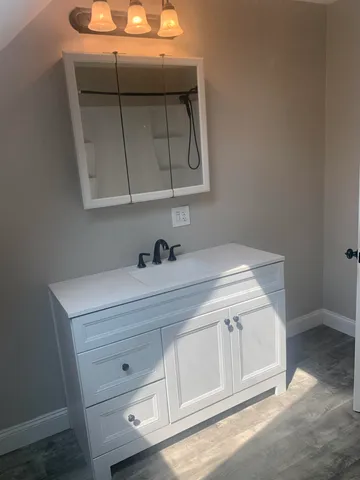 $2,995 | 14-ab Preble Street, Dover, NH 03820