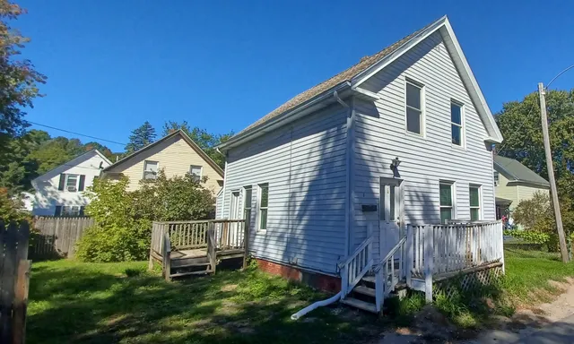 $174,900 | 1 Carey Court, Waterville, ME 04901