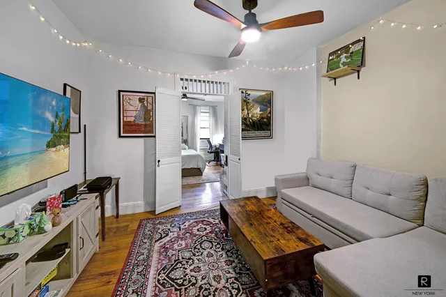 $285,000 | 244 East 90th Street, Unit 2A | Upper East Side