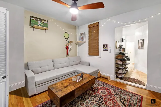 $285,000 | 244 East 90th Street, Unit 2A | Upper East Side