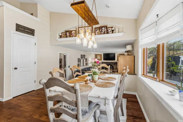 $475,000 | 53040 Glenmoor Street, Elkhart, IN 46514