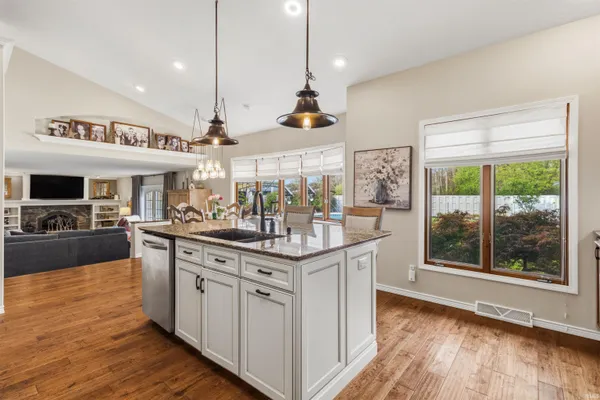 $475,000 | 53040 Glenmoor Street, Elkhart, IN 46514