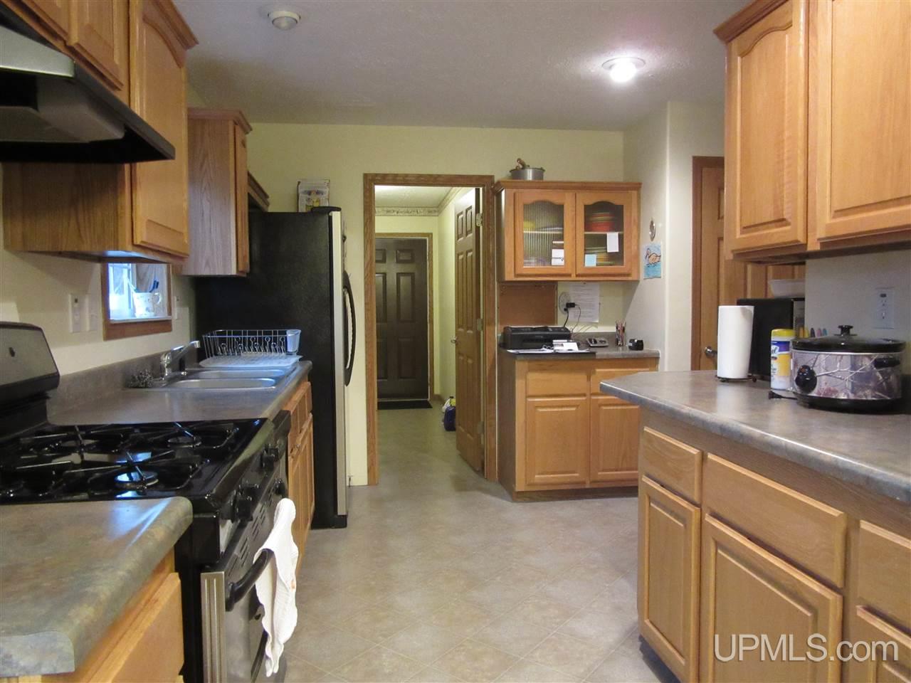 1942 Beckman Road Manistique, MI 49854 - Photo 13 of 30 Gallery Image 13